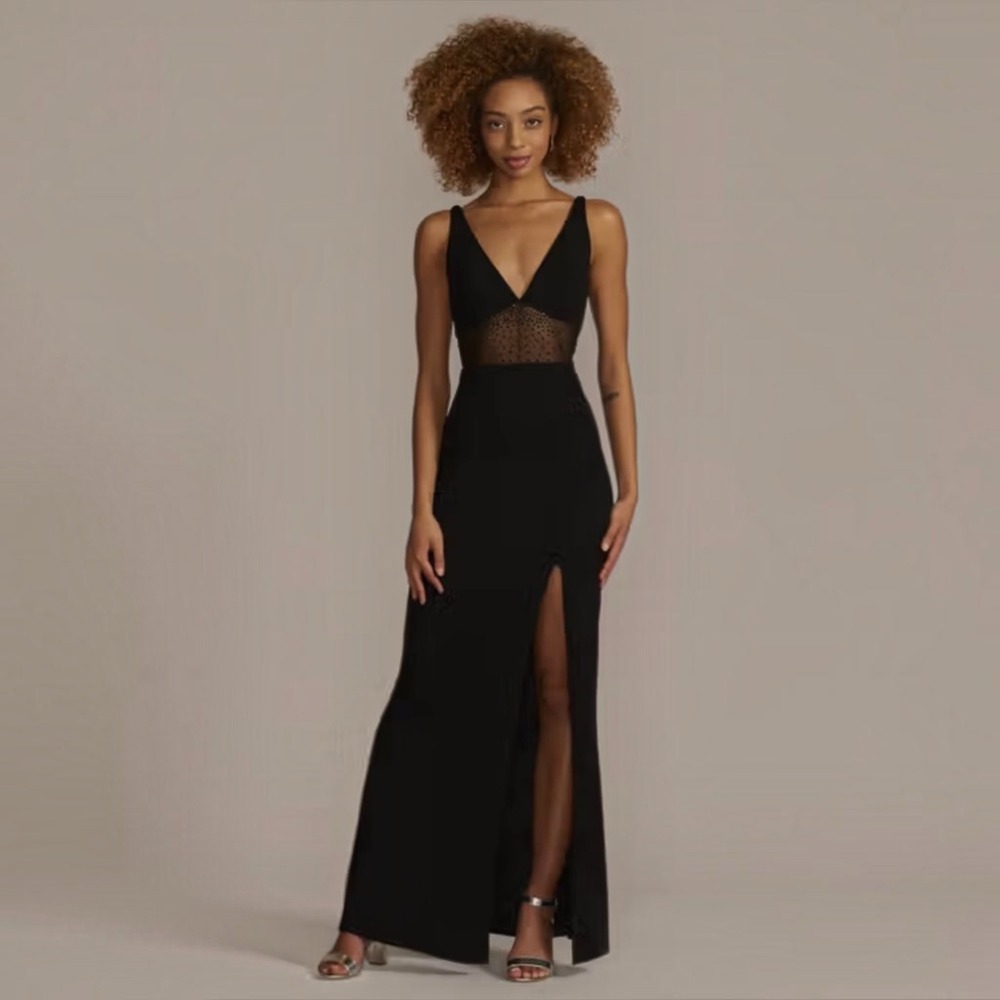 Jules & Cleo Black Crepe V-Neck Rhinestone Mesh Waist Formal Gown NEW Size 6